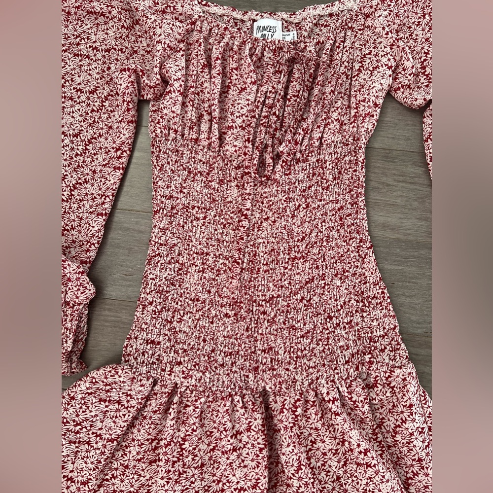 Princess Polly maroon dress. Size 0. - Picture 3 of 7